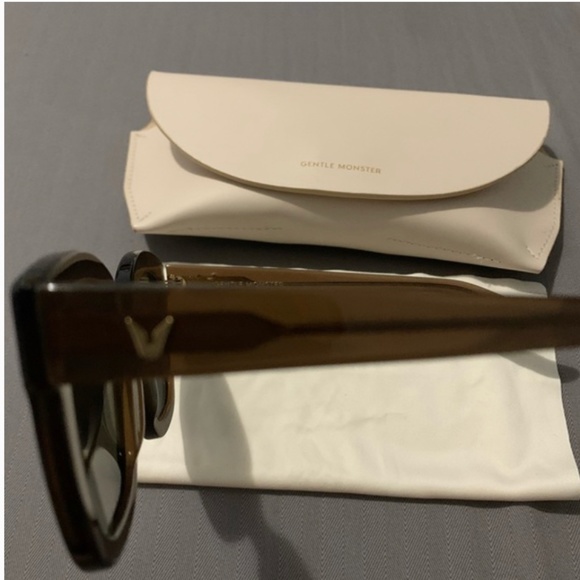 Gentle Monster Matti 51mm Rounded Sunglasses Khaki main image 4